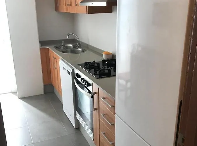 En Complejo Residencial Con Piscina Y Garaje Frente Al Mar Valencia