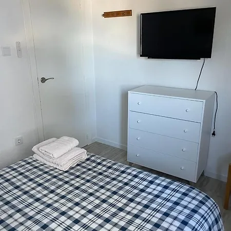 En Complejo Residencial Con Piscina Y Garaje Frente Al Mar Apartamento